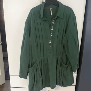 Women's Green Button-Up Top